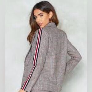 Coco + Jaimeson | Houndstooth Stripe Blazer